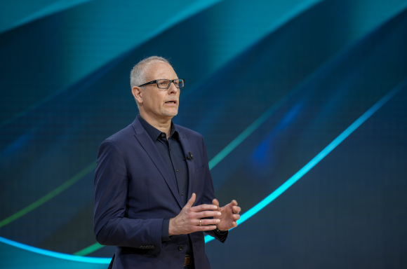 Volkswagen Commercial Vehicles: sales revenue increases to 16.9 billion euros in 2025 – strong net cash flow despite pressures/model and technology updates for 2026
