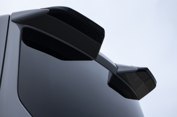 Volkswagen Commercial Vehicles opens UK order books for top-of-the-range Transporter Sportline