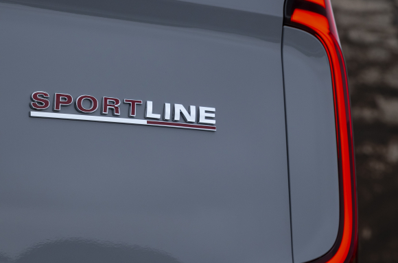 Volkswagen Commercial Vehicles opens UK order books for top-of-the-range Transporter Sportline