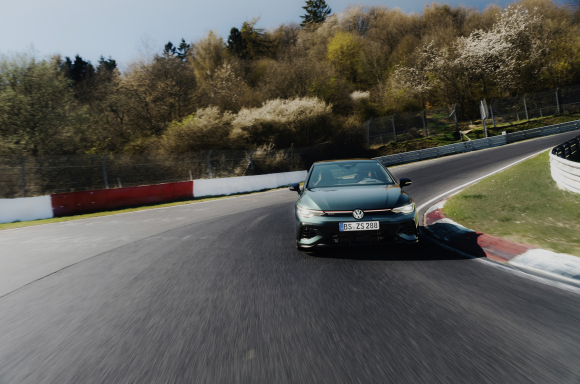 Golf GTI EDITION 50 sets its new record on the ‘Green Hell’
