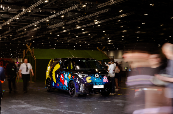 Waka Waka: Volkswagen Commercial Vehicles & AirConsole celebrate PAC-MAN’s birthday at MCM Comic Con London 2026