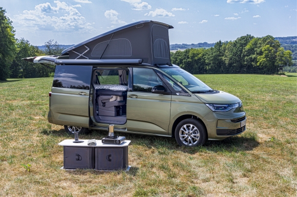 Volkswagen Commercial Vehicles and Stuff Bubble present an innovative modular furniture concept for California Beach at the Caravan Salon