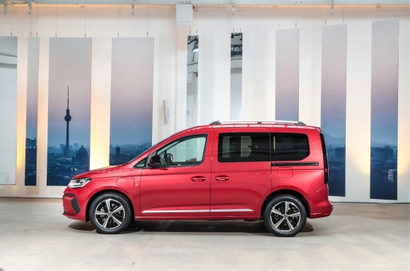 Production starts on the new Caddy: Straight off the production line with a fresh new look