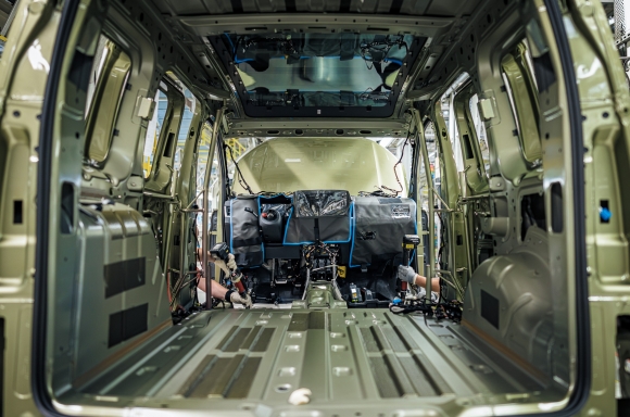 Production starts on the new Caddy: Straight off the production line with a fresh new look