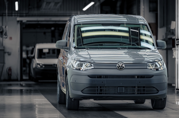 Production starts on the new Caddy: Straight off the production line with a fresh new look