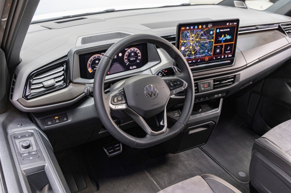 Caravelle (formerly Multivan) and California: Production of the enhanced models starts at Volkswagen Commercial Vehicles in Hanover