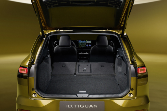 ID. Tiguan Style Olive bronze metallic