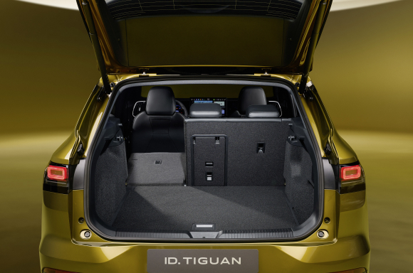 ID. Tiguan Style Olive bronze metallic